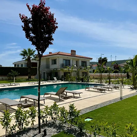 Mara Bahce Alacati Apartment *